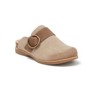 Bayla Belted Clog—SÖFFT